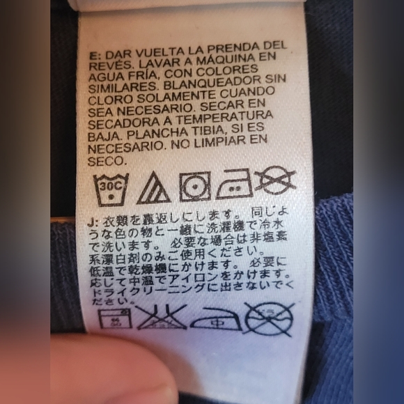 North Face "Rock Solid" shirt - Picture 6 of 6